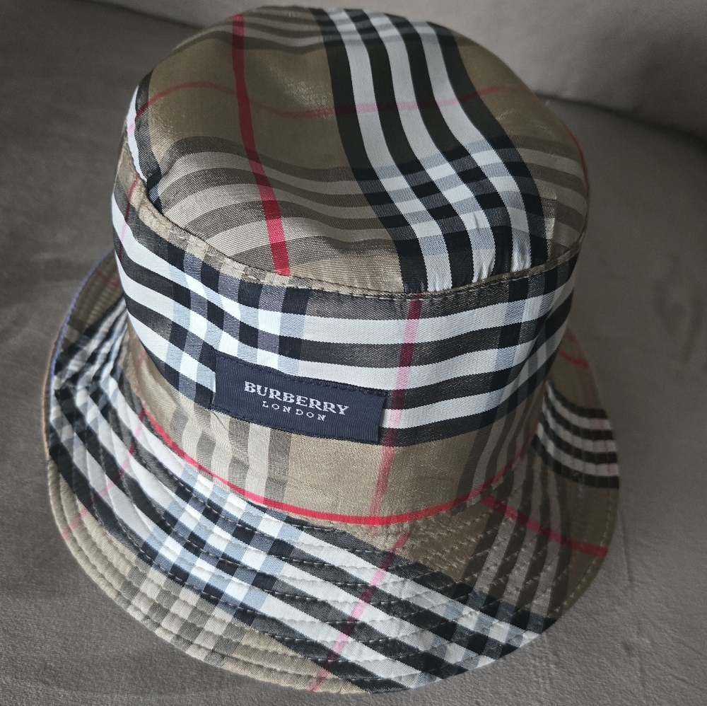 Burberry Checkered Bucket Hat - Black, White, Red, Tan